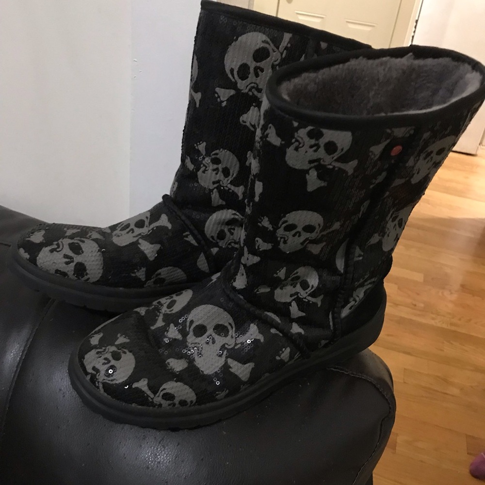 Ugg size 11 women’s